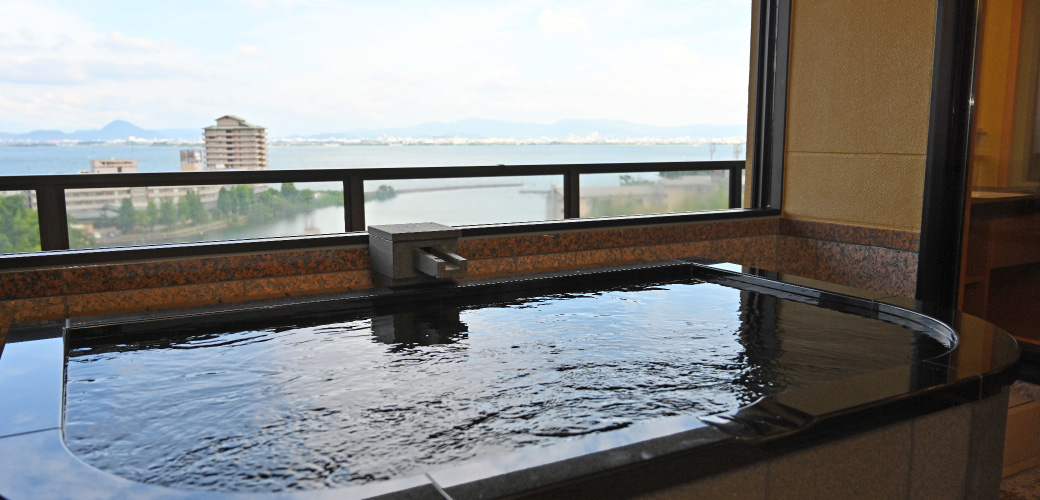Deluxe Japanese-Western Style Suite with an Open-Air Hot Spring Bath